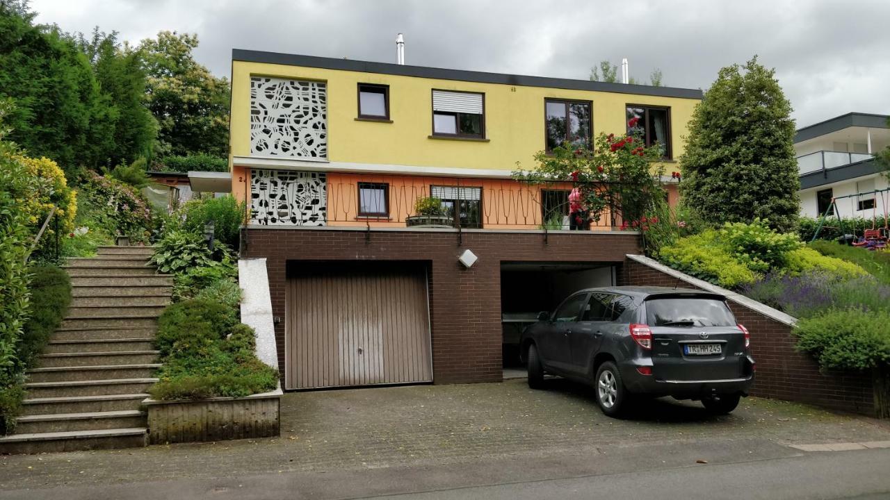 Zum Ehranger Wald 2A Appartement Trier Buitenkant foto